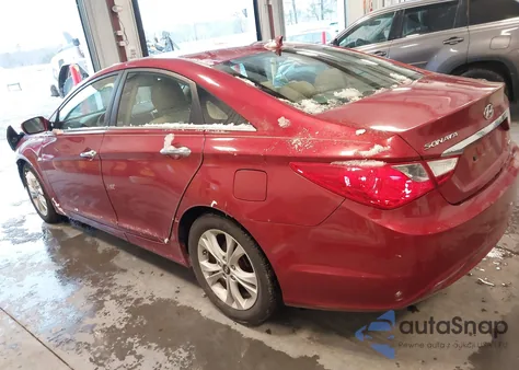 2011 Hyundai Sonata Limited z USA, uszkodzony, nr VIN 5NPEC4AC1BH217740